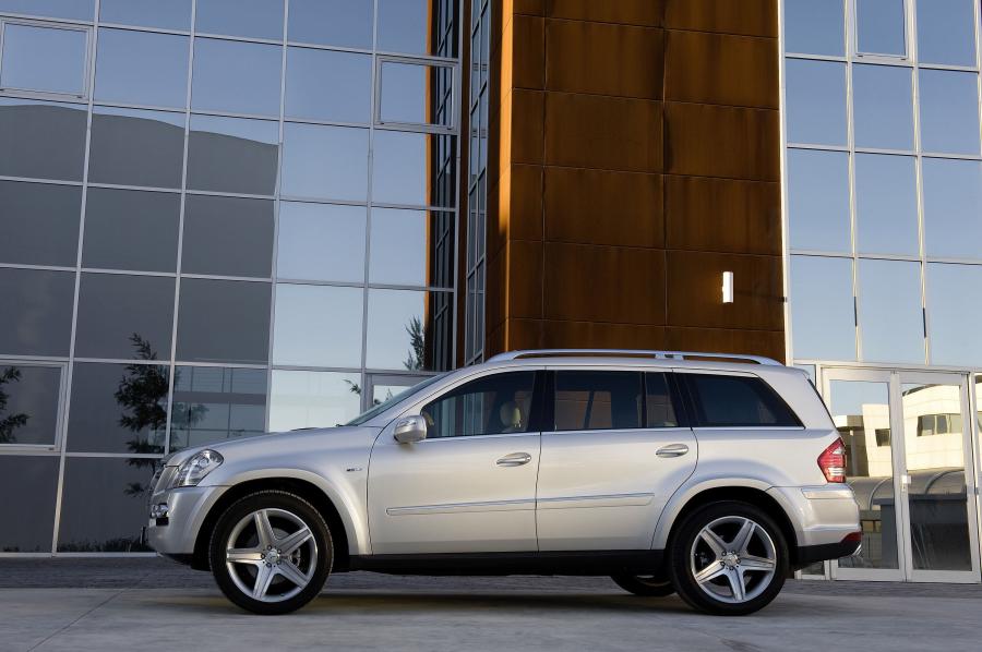  Mercedes-Benz GL350 BlueTEC 2009 года  (фото 14 из 16)